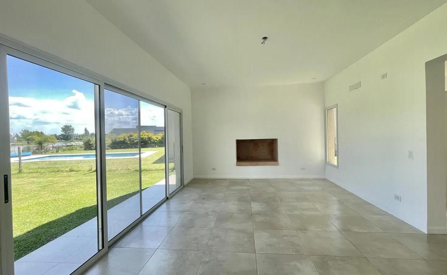 Foto de CASA A LAGUNA EN VENTA, imagen 4
