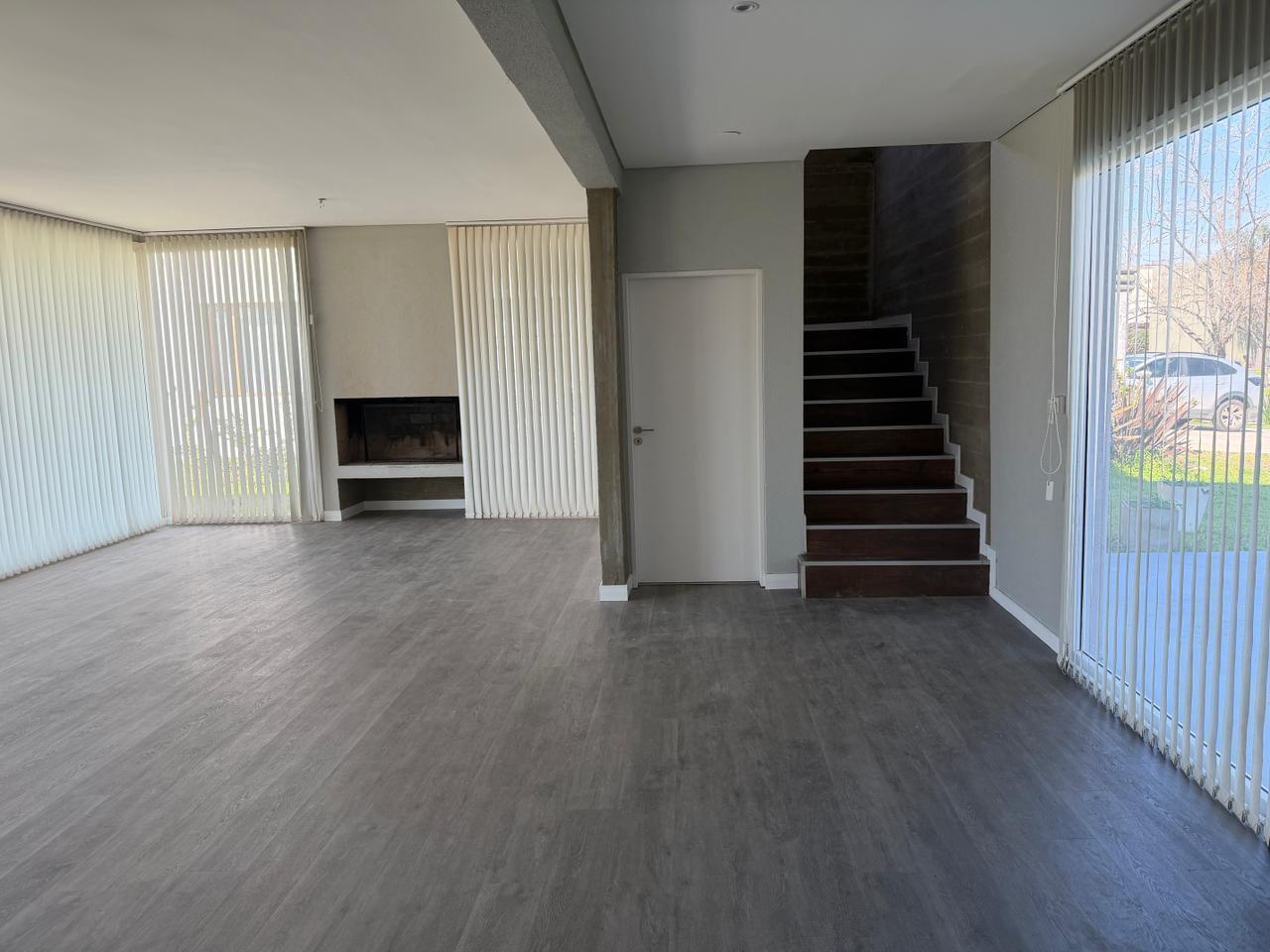 Foto de CASA A LAGUNA EN VENTA EN CANTON ISLAS, imagen 5