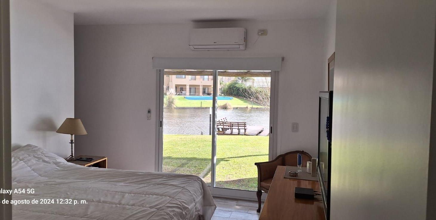 Foto de Hermosa Casa a laguna en venta en nel Canton, imagen 2