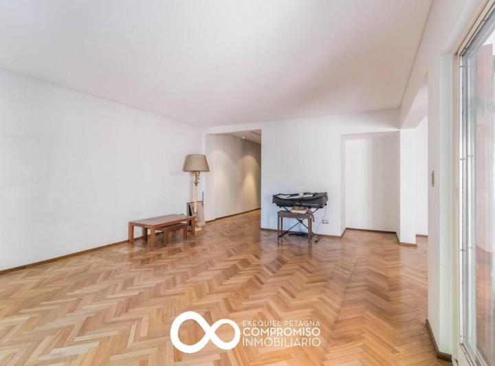 Venta. Departamento 4 amb c/dependencia. Cochera. Baulera. Balcón terraza. Belgrano 4