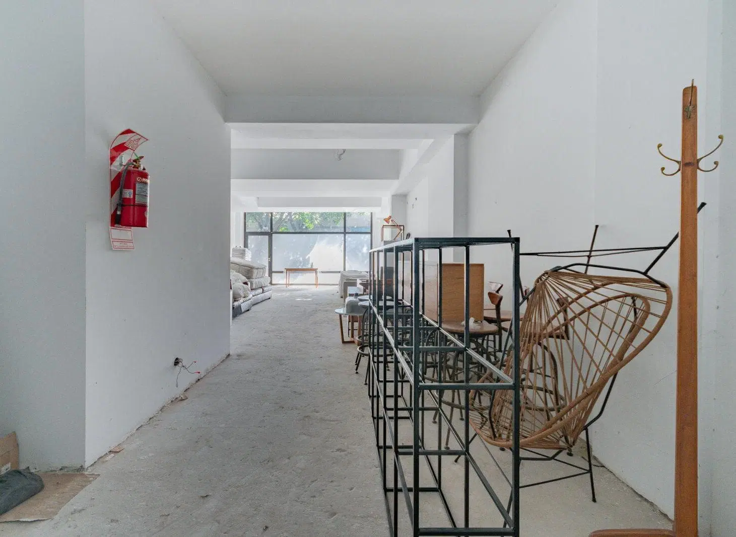 Venta Local comercial. 95 m². 2 baños. 6,20m de Vidriera. Chacarita 2