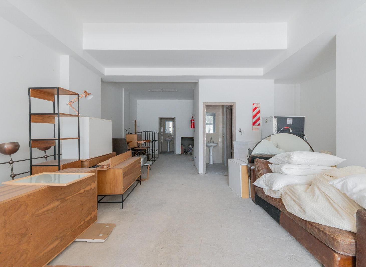 Venta Local comercial. 95 m². 2 baños. 6,20m de Vidriera. Chacarita