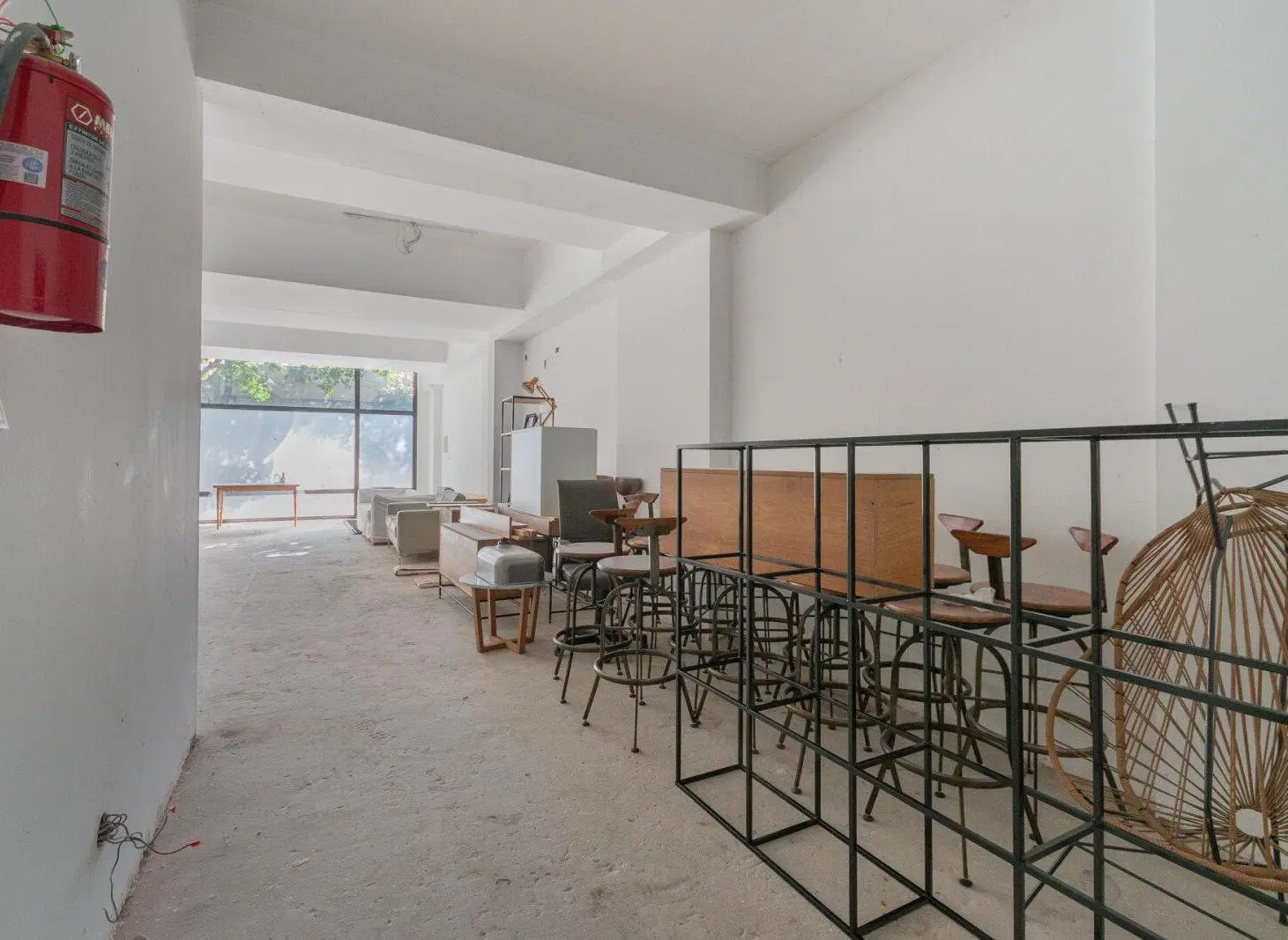 Venta Local comercial. 95 m². 2 baños. 6,20m de Vidriera. Chacarita 3