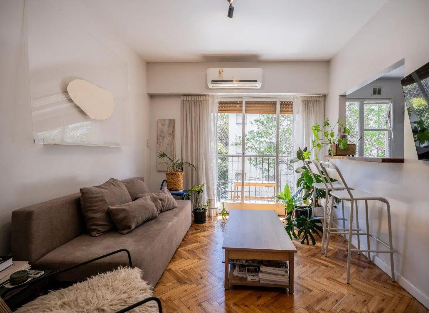 Venta. Departamento tres ambientes. Frente. Apto Crédito. Recoleta. 5