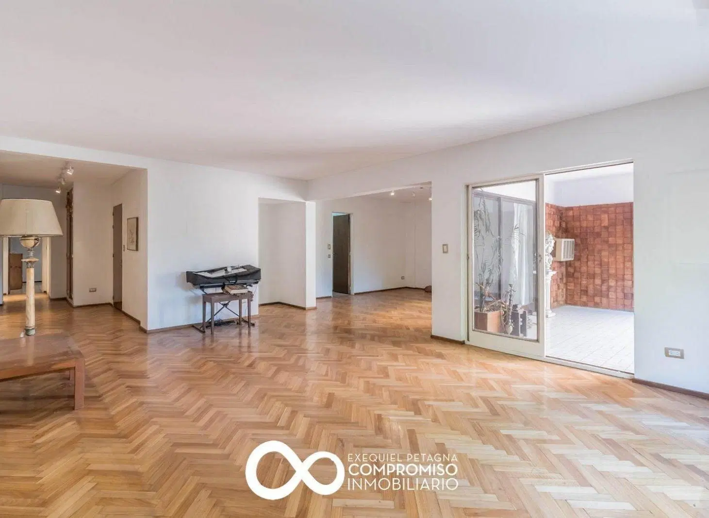 Venta. Apto Credito. Departamento 4 ambientes. Cochera. Baulera. Belgrano 4