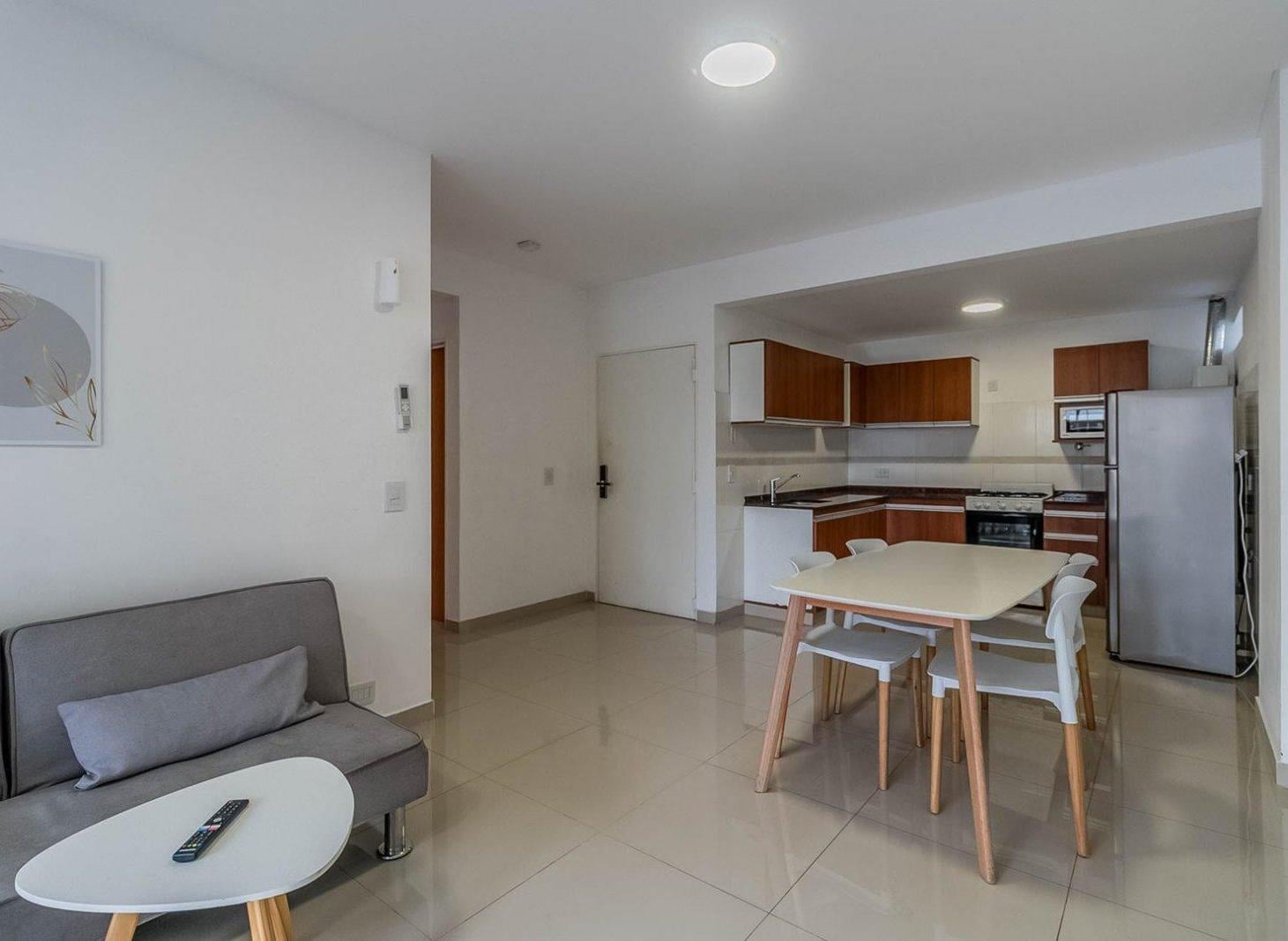 Departamento. 3 ambientes. Vestidor. Balcón amplio. Palermo Hollywood. Apto crédito. Apto profesiona