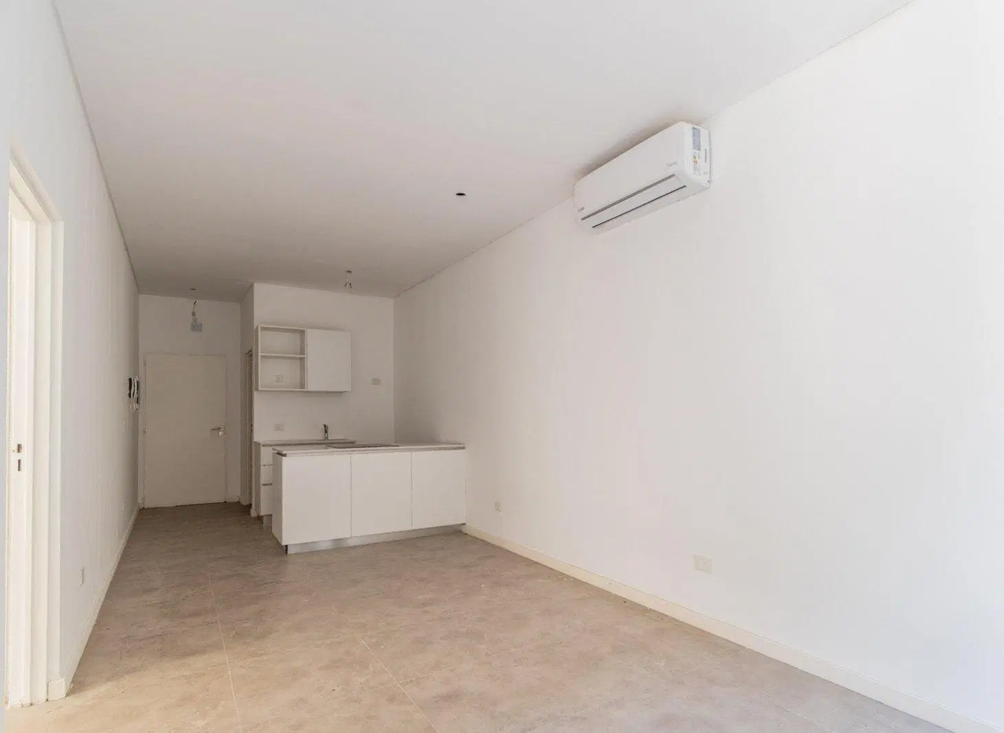 Venta. Departamento 2 amb. A estrenar. Patio. Ideal Airbnb/renta. Palermo 4