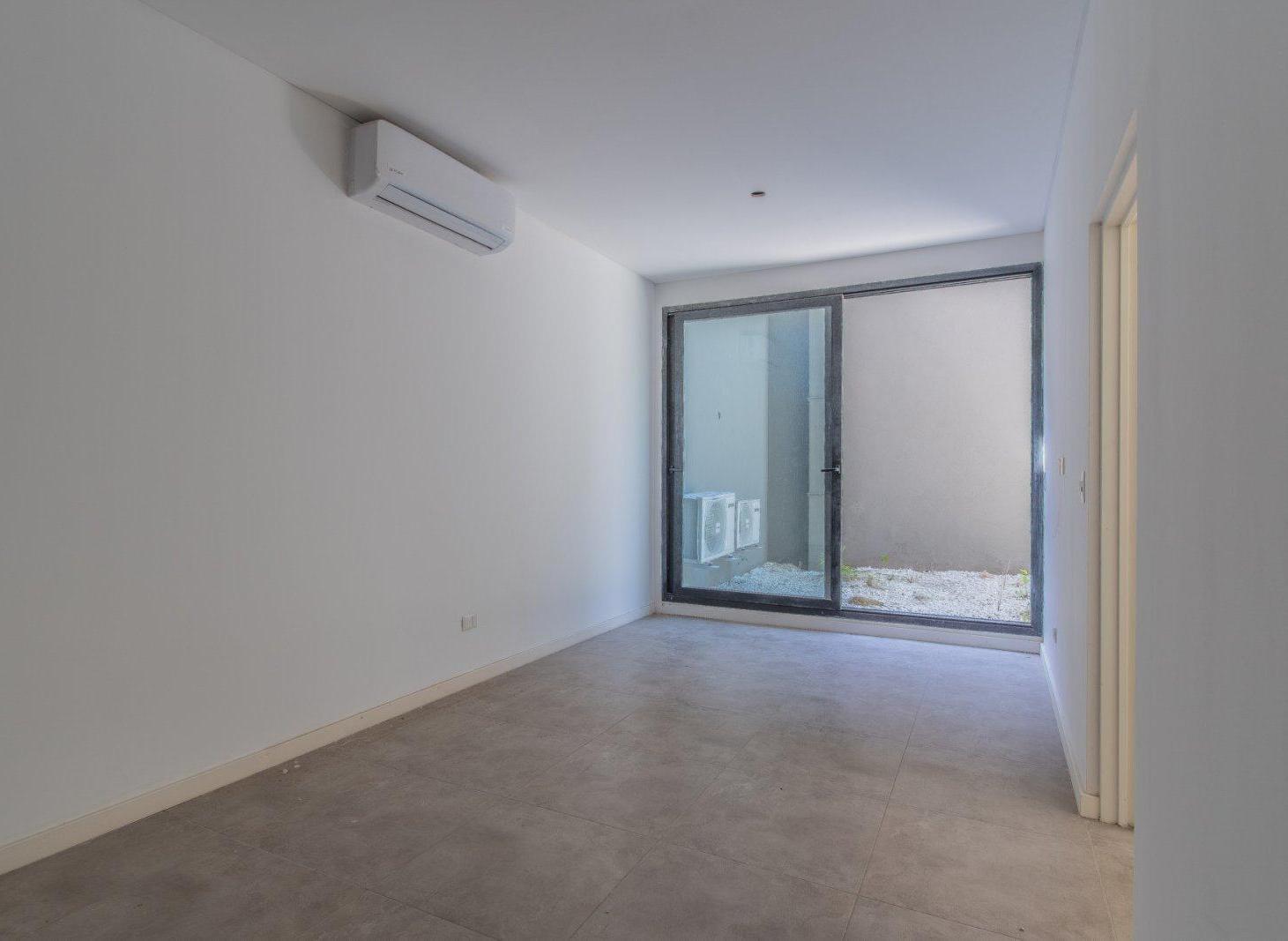Foto de Venta. Departamento 2 amb. A estrenar. Patio. Ideal Airbnb/renta, imagen 2