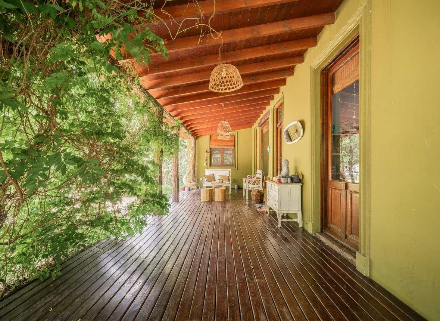 Casa estilo campestre 4 ambientes en Parque Las Naciones con pileta 2