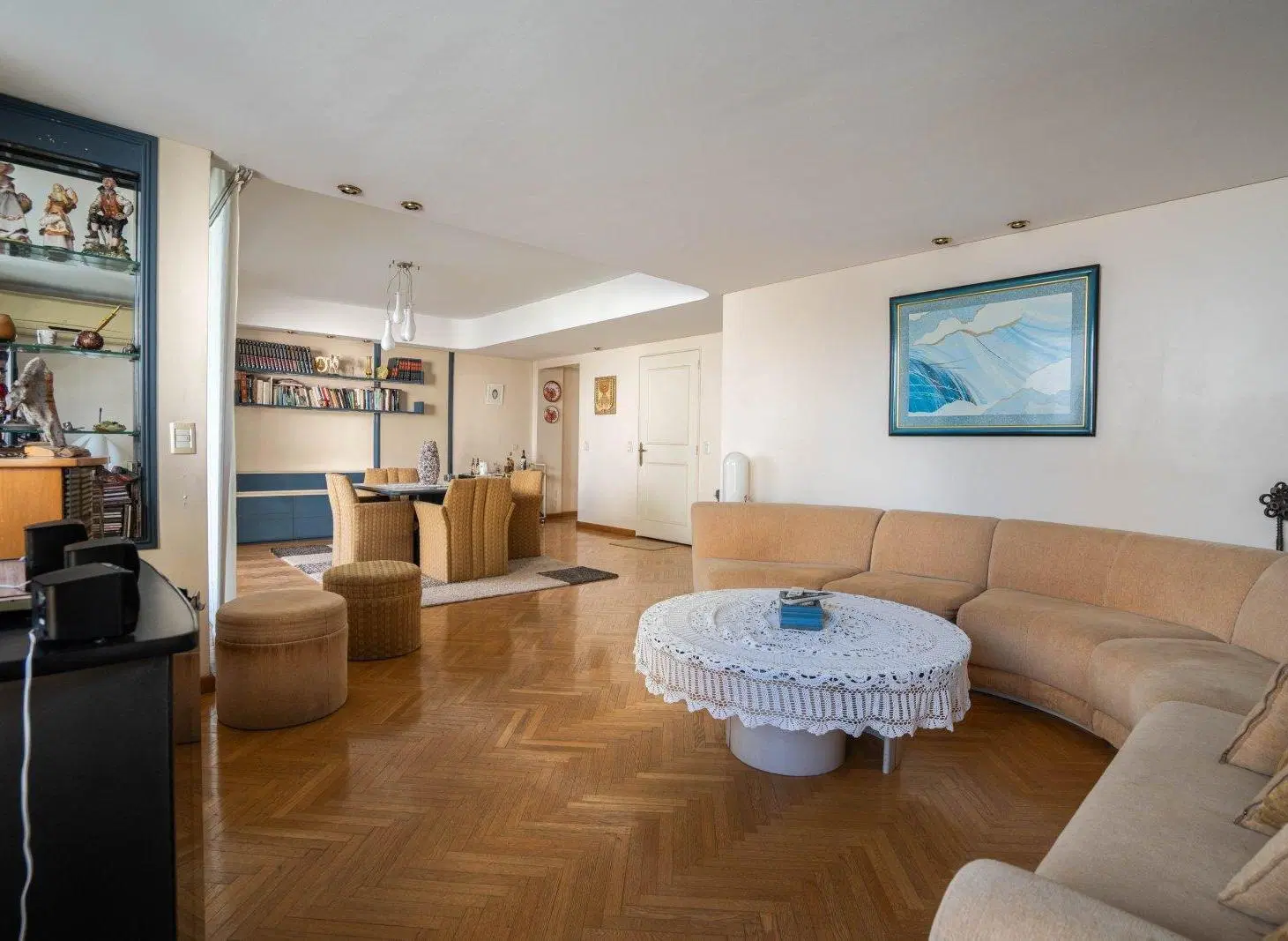 Venta. Departamento 4 Ambientes. Cochera. Balcón Terraza. Flores 3