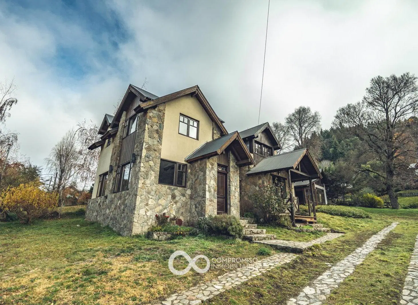 Casa 4 ambientes, quincho / garage y galpon 5