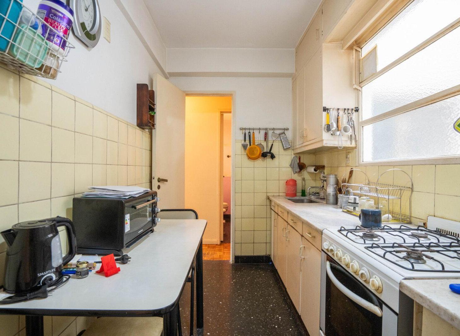 Venta. Departamento 4 ambientes. Apto crédito. Caballito