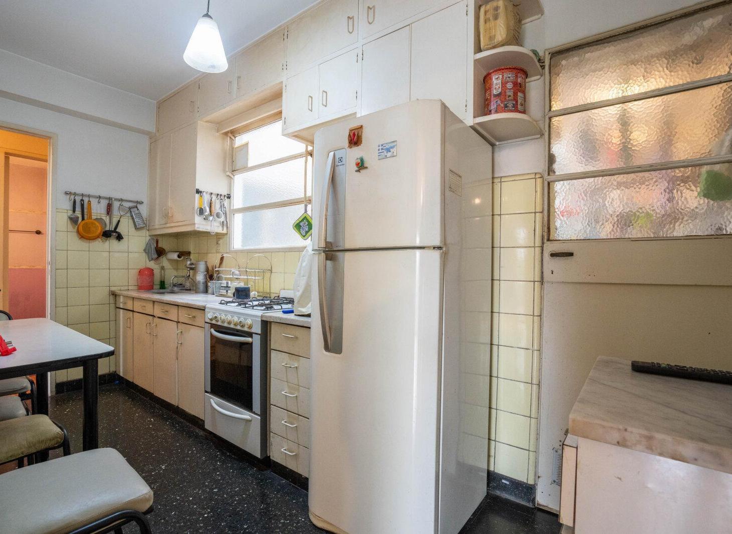 Venta. Departamento 4 ambientes. Apto crédito. Caballito