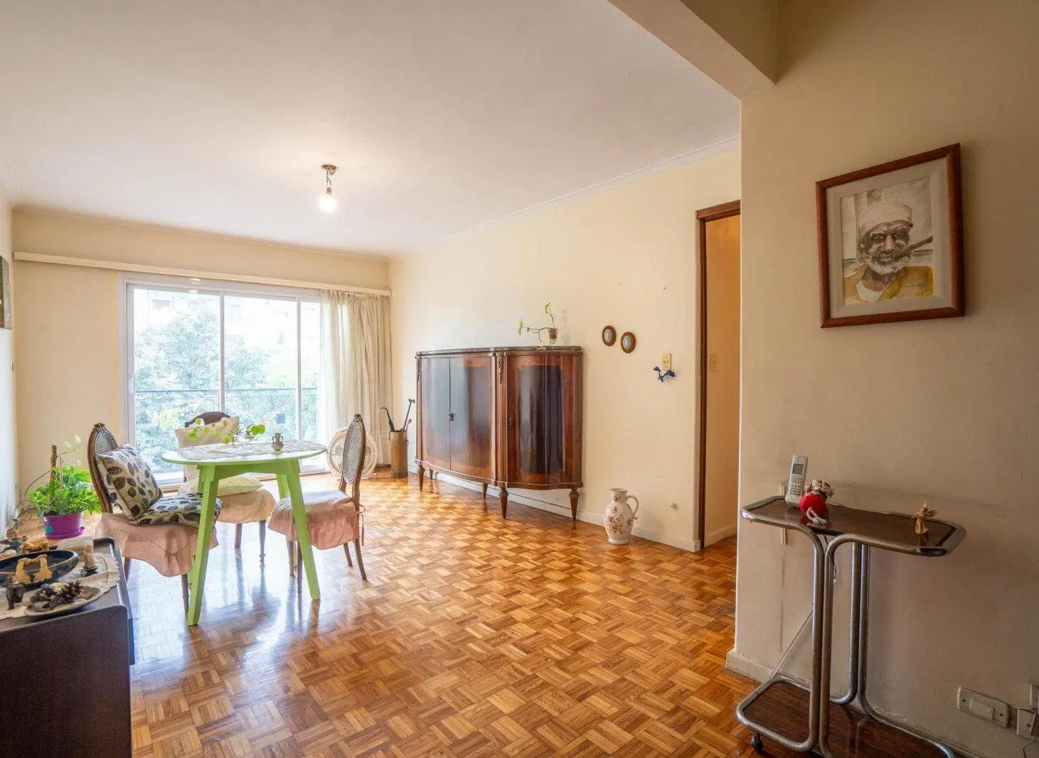 Venta. Departamento 4 ambientes. Apto crédito. Caballito 2