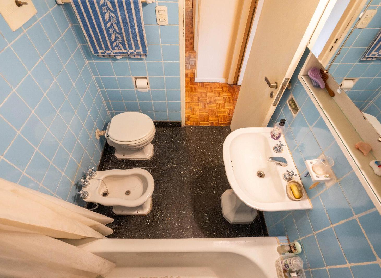 Venta. Departamento 4 ambientes. Apto crédito. Caballito