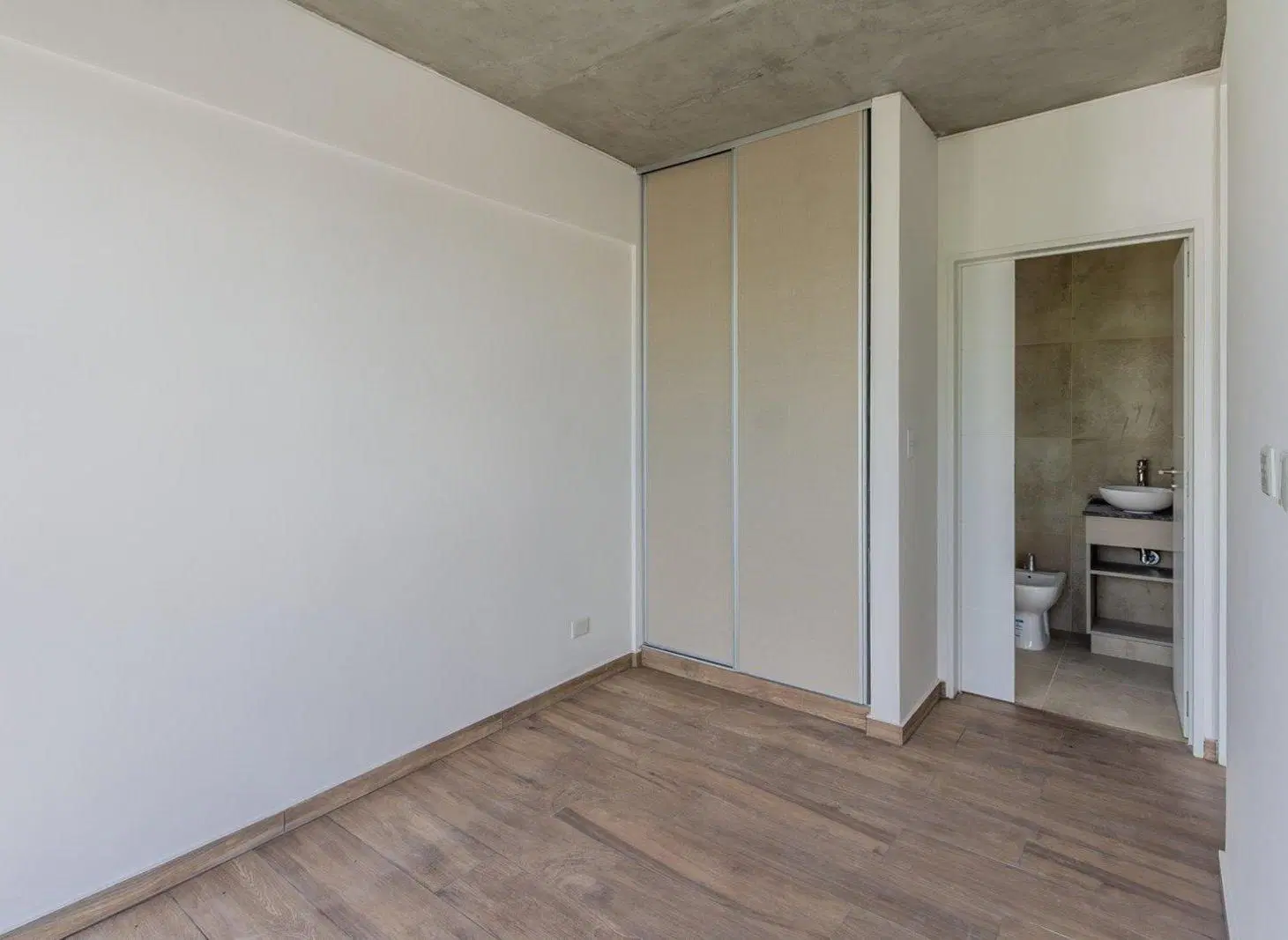 Venta. Departamento 3 Ambientes. A estrenar. Con cochera. Balcón. Parrilla. Amenities. Palermo 2