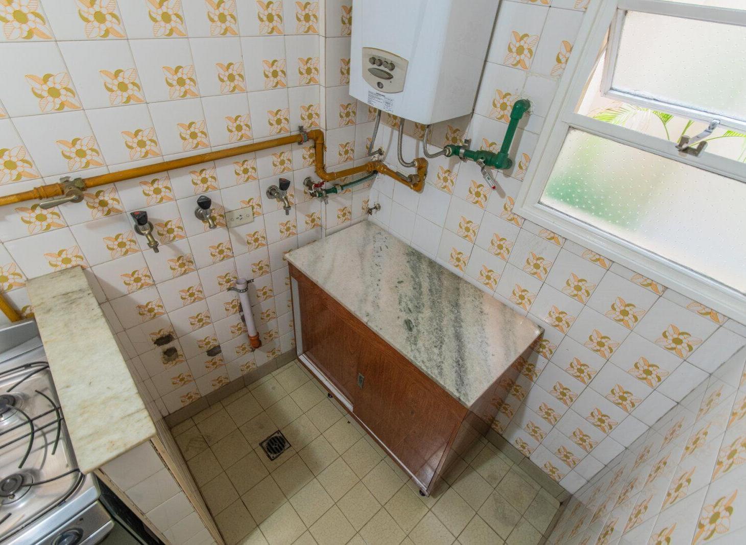 VENTA. DEPARTAMENTO 2 AMBIENTES. CON PATIO. RETIRO