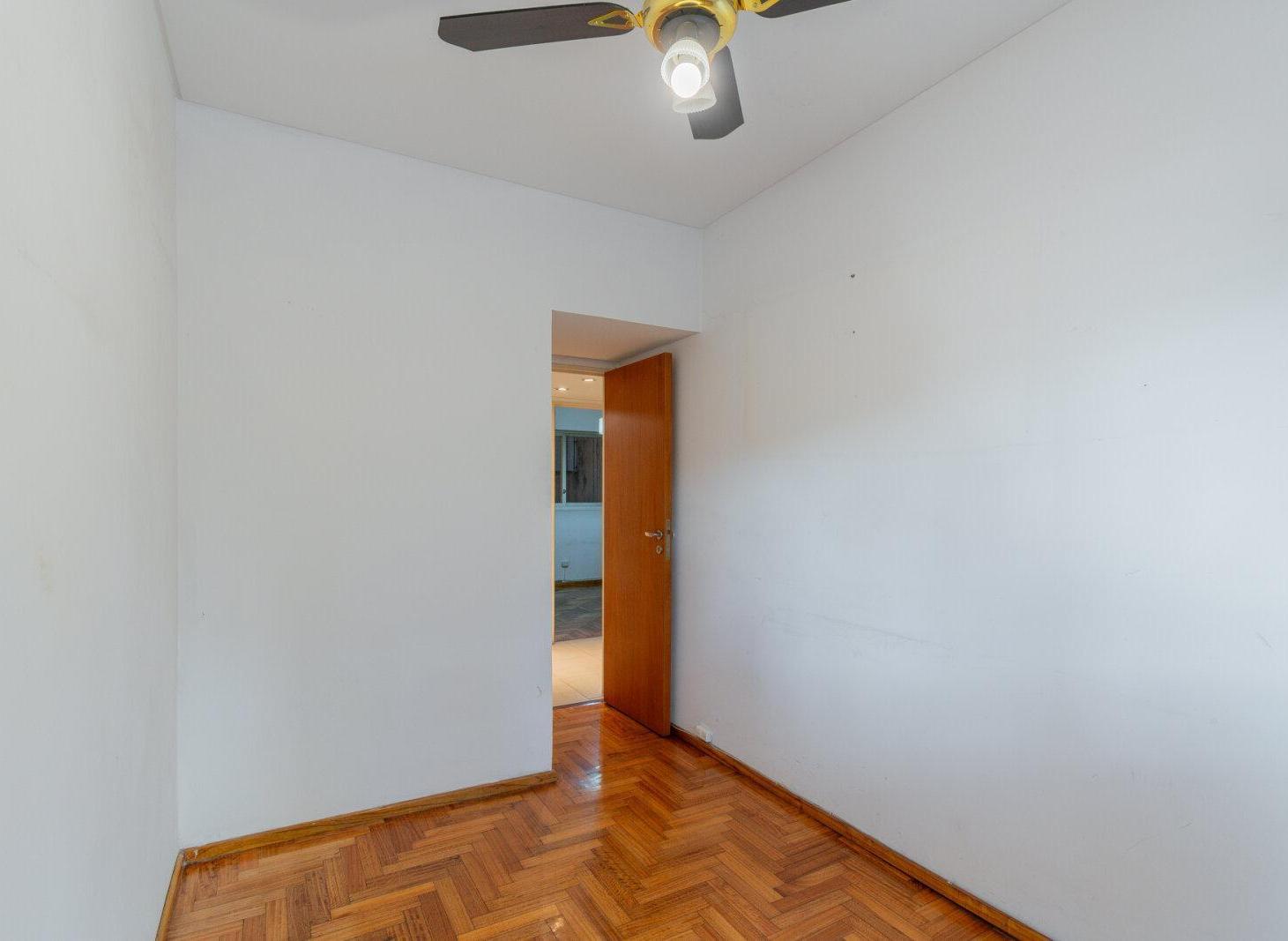 Venta departamento 4amb en Almagro con cochera