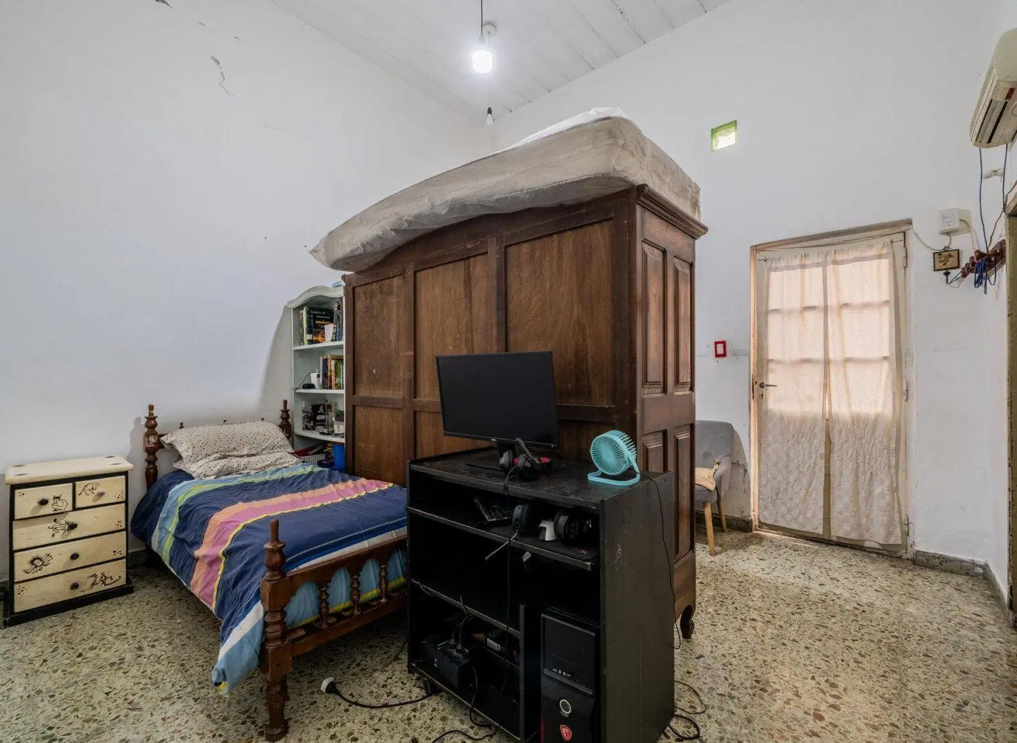 VENTA PH 3 AMBIENTES EN ALMAGRO. SIN EXPENSAS. QUINCHO Y TERRAZA PROPIA 2