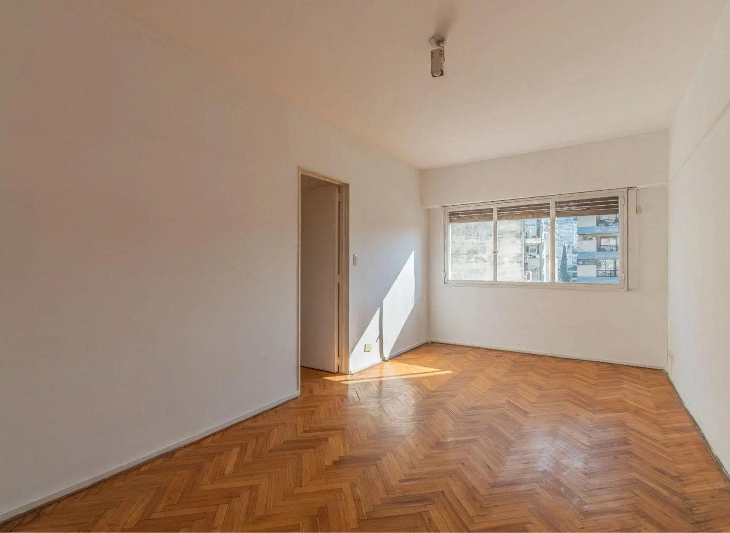 VENTA. DEPARTAMENTO 3 AMBIENTES. LUMINOSO. APTO CRÉDITO. RECOLETA 2