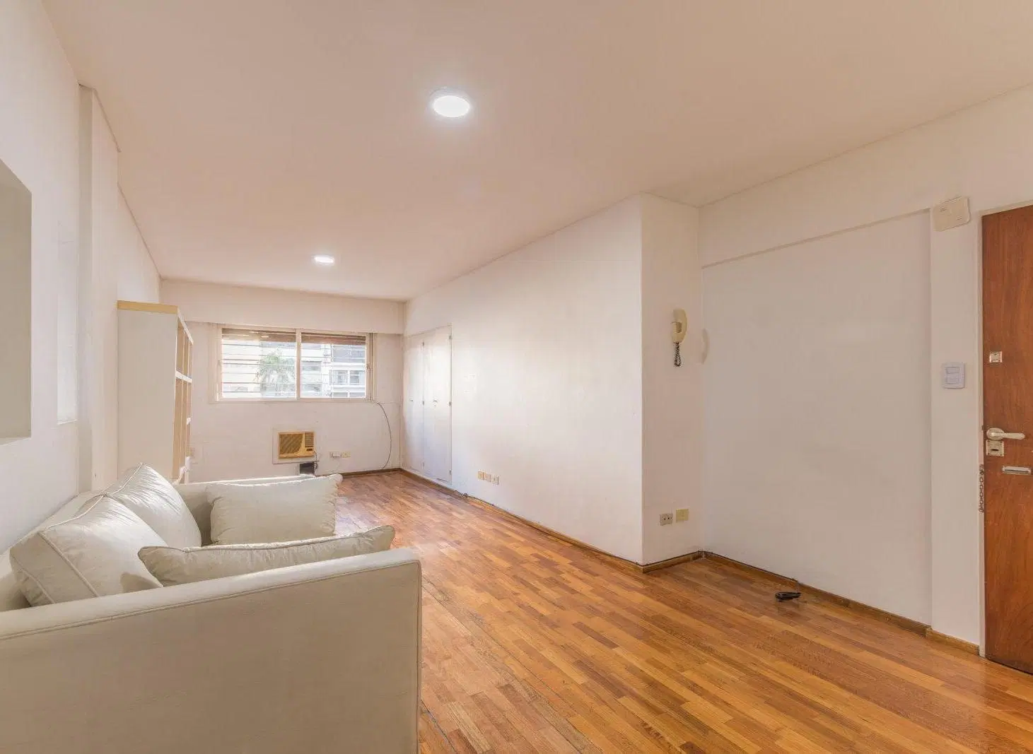 Venta. Departamento Monoambiente. Patio Bullrich. Recoleta. Retiro 4