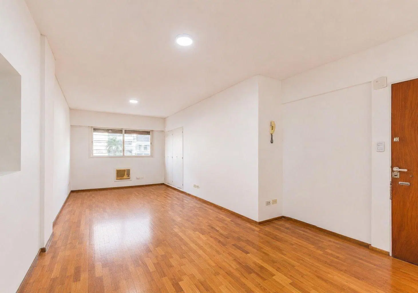 Venta. Departamento Monoambiente. Patio Bullrich. Recoleta. Retiro 5