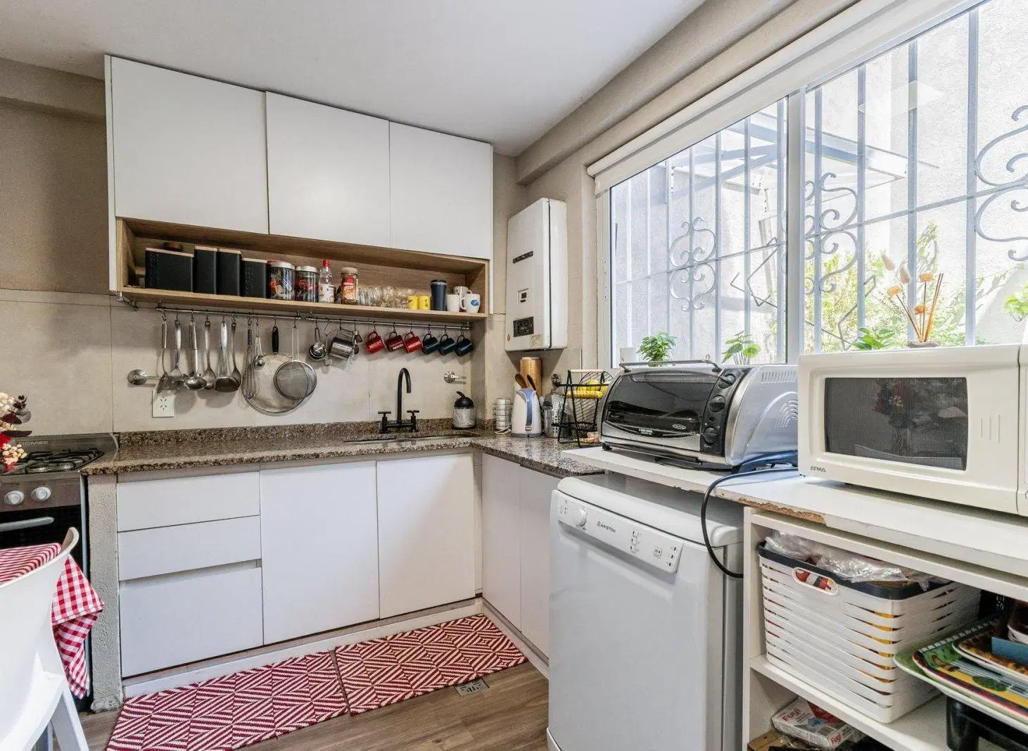 Venta. PH 2  ambientes. Oportunidad. Cochera. Saavedra 3