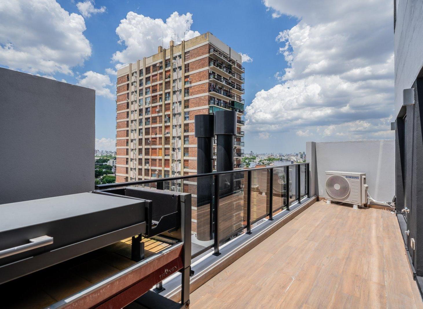 Foto de Venta. Departamento 2 Ambientes. Balcón Terraza con Parrilla, imagen 2