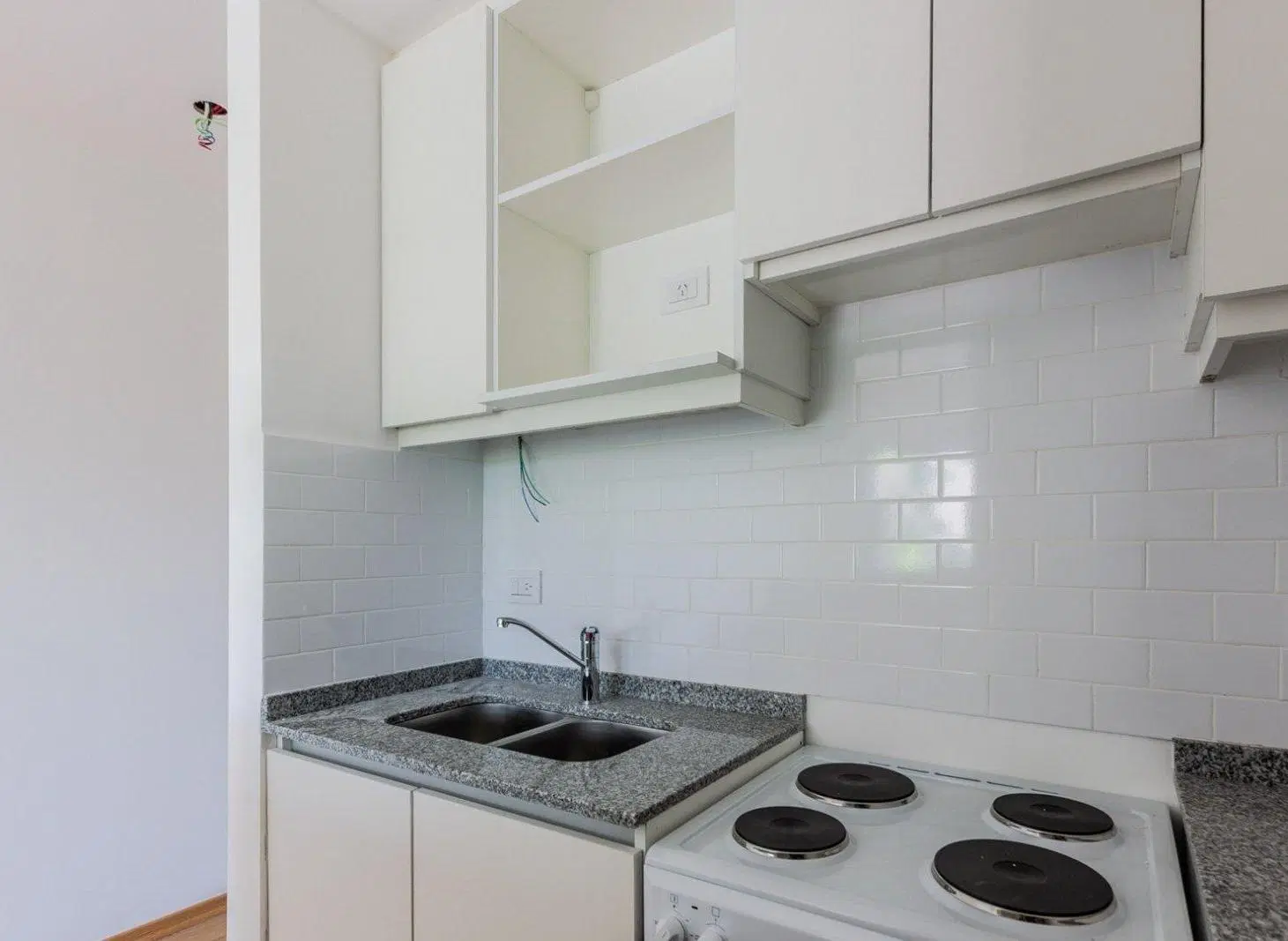 VENTA. APTO PROFESIONAL. Apto Crédito 2 AMBIENTES con cochera. A ESTRENAR. VILLA ORTUZAR 8