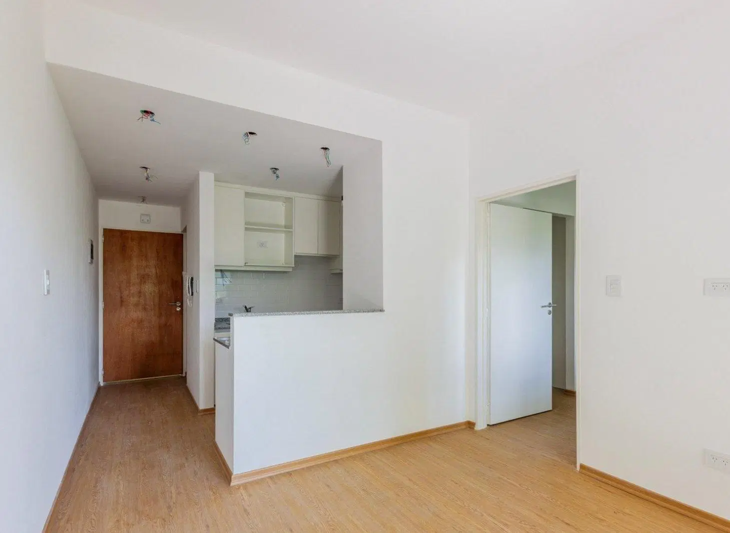 VENTA. APTO PROFESIONAL. Apto Crédito 2 AMBIENTES con cochera. A ESTRENAR. VILLA ORTUZAR 2