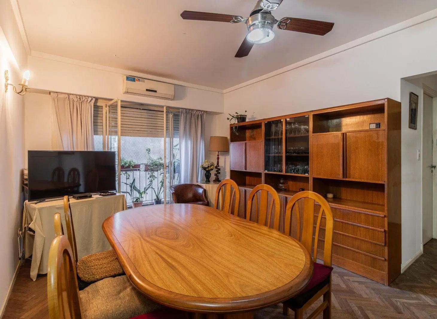 VENTA. DEPTO 3 AMBIENTES. CON DEPENDENCIA. BALVANERA 2