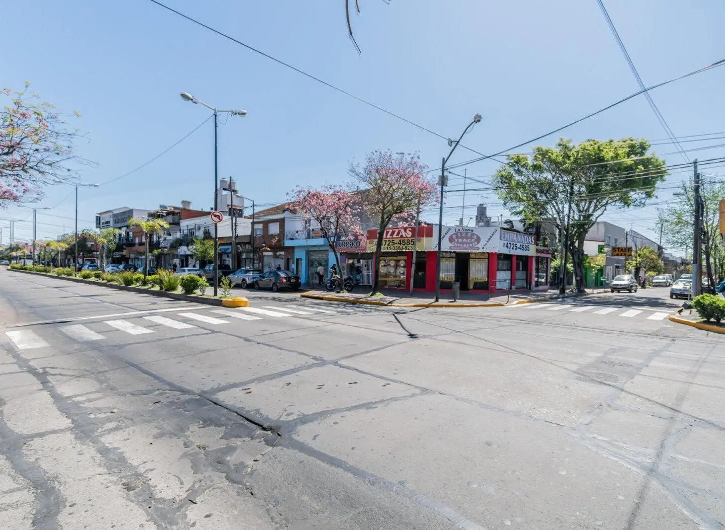 Locales comerciales. Venta en block. Esquina. Virreyes San Fernando 5