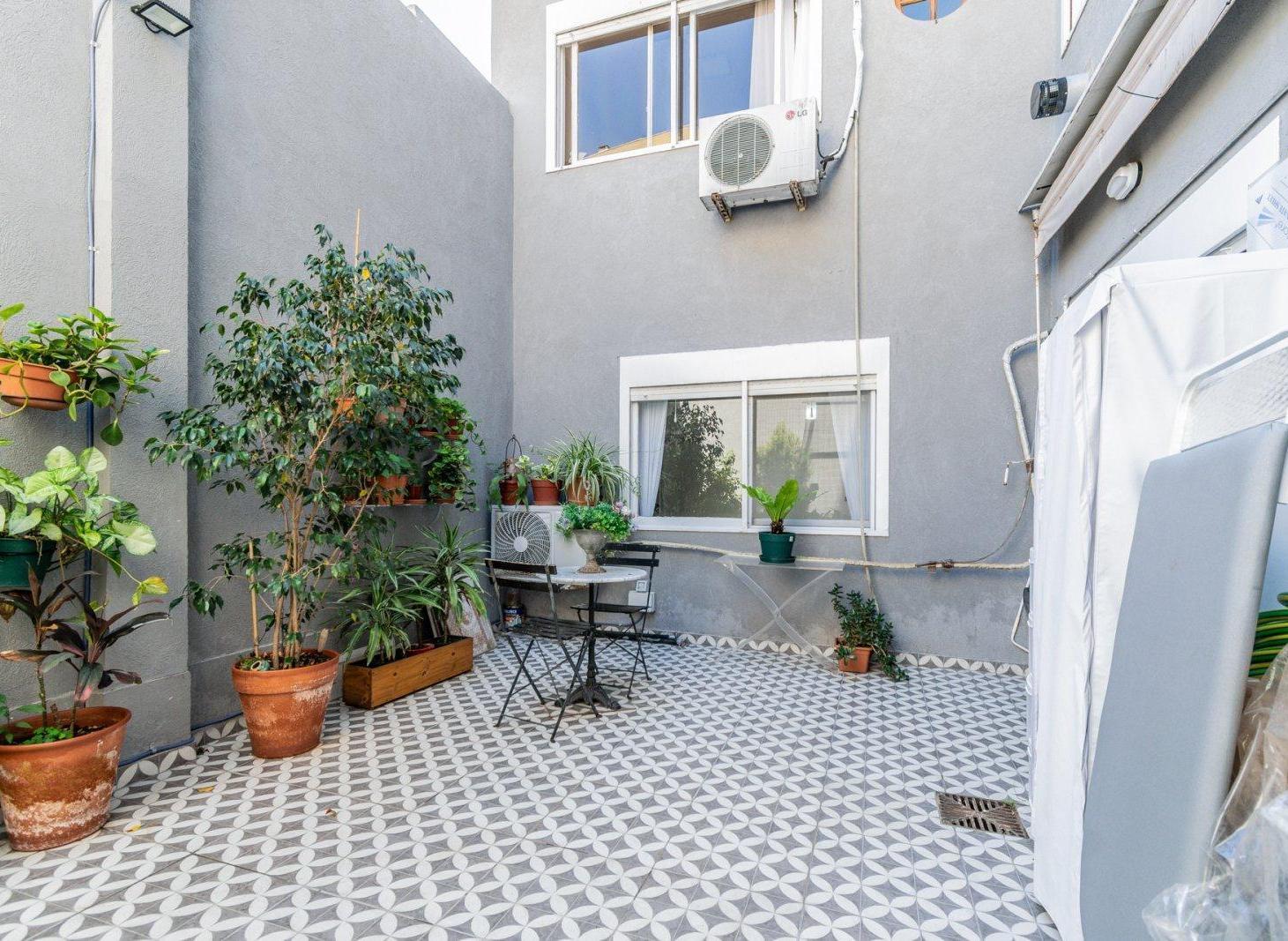 Foto de Venta. PH 2 ambientes. Oportunidad. Cochera. Saavedra, imagen 2