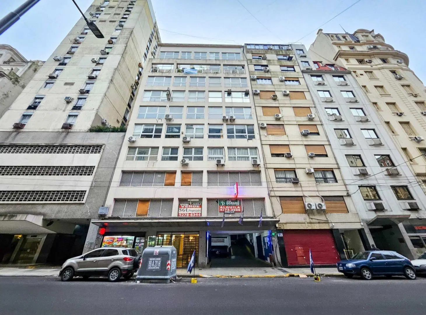 VENTA. COCHERA EN SUBSUELO. TRIBUNALES 5