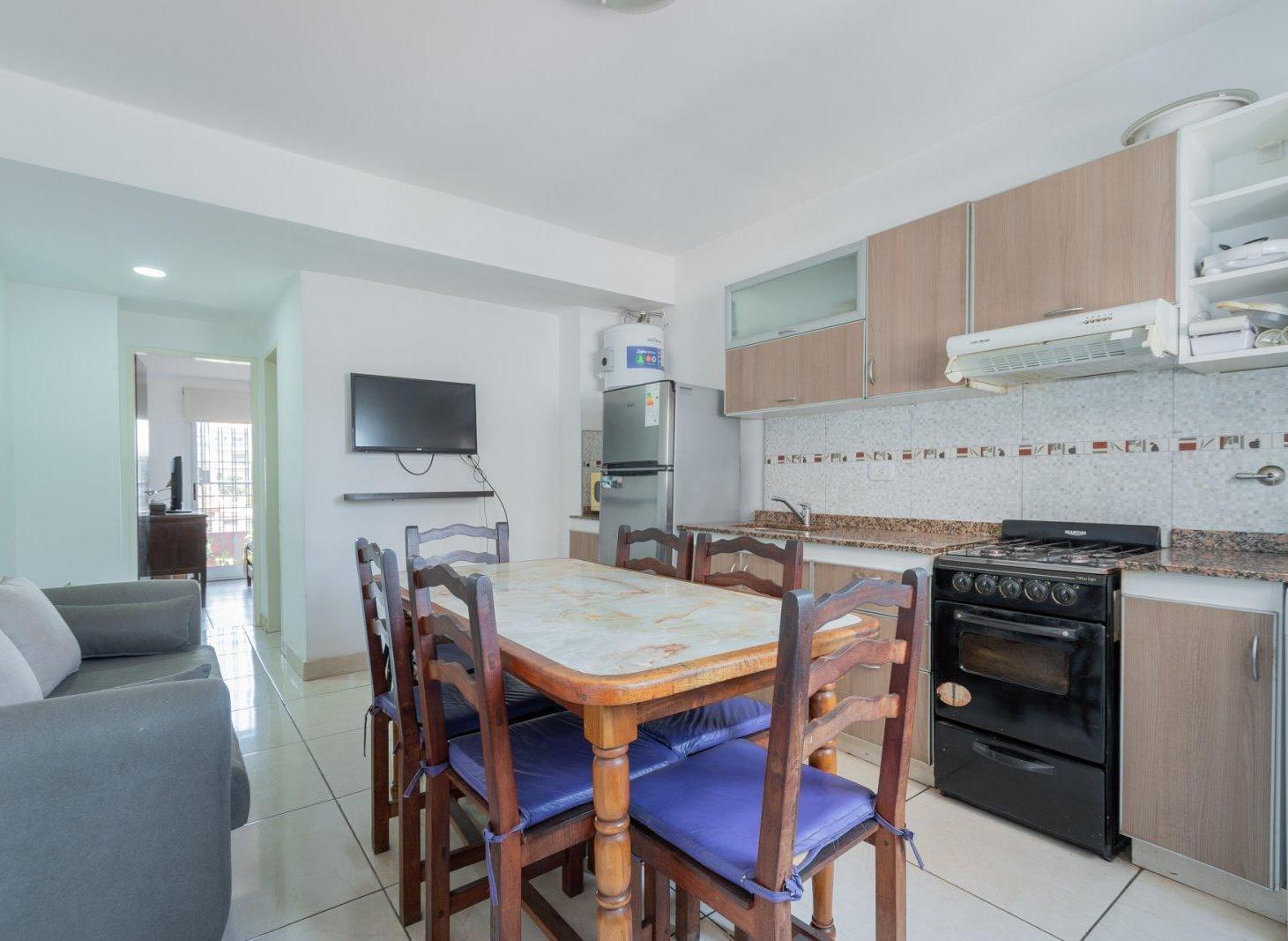 Foto de Venta departamento 2 ambientes con balcón en Lanús expensas bajas, imagen 2