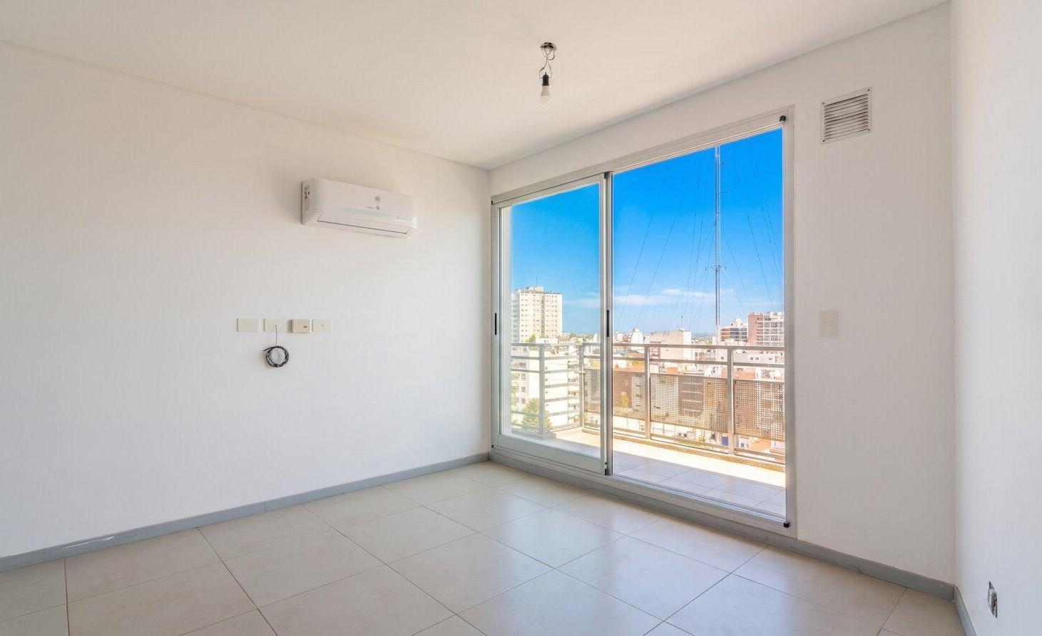 Foto de Venta. Depto 2 ambientes estrenar. Apto credito. Flores, imagen 1