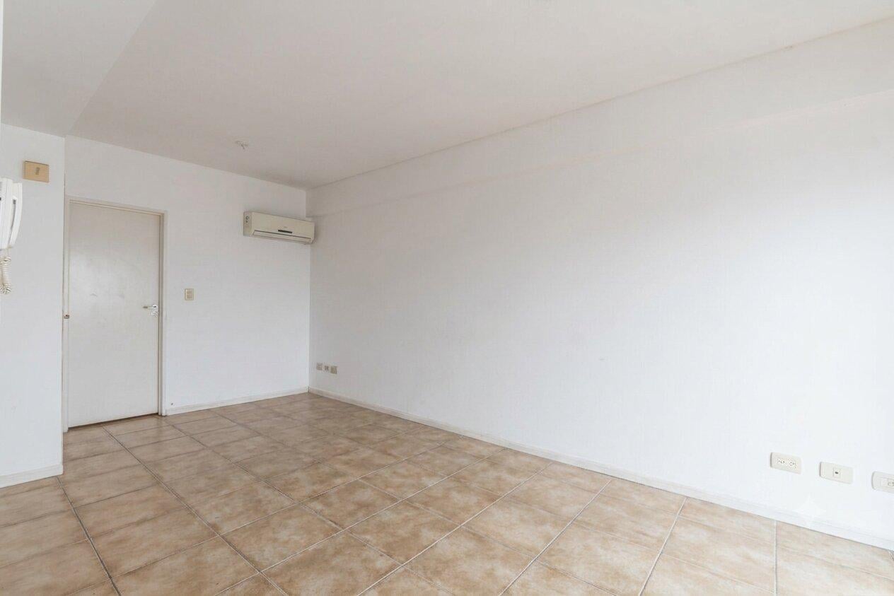 Foto de Venta. Departamento 2 ambientes. Contrafrente. Luminoso. Villa Santa, imagen 1