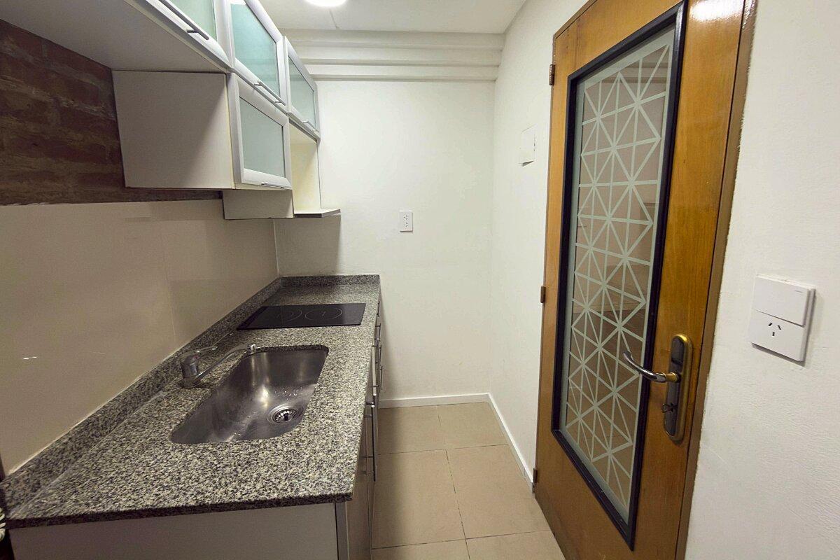 Foto de Alquiler. Depto 2 Ambientes. Reciclado a Nuevo. Patio Propio, imagen 3