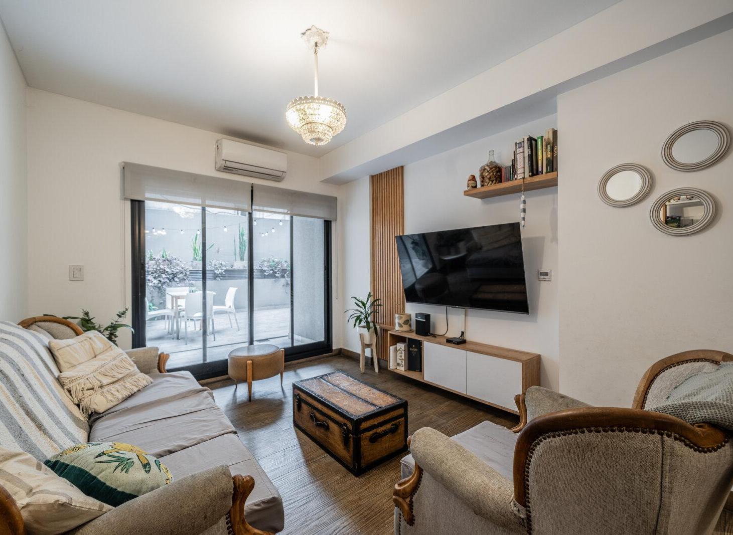 Foto de Departamento 3 ambientes, 120 m2 - patio, cochera y sum - Palermo Villa, imagen 2
