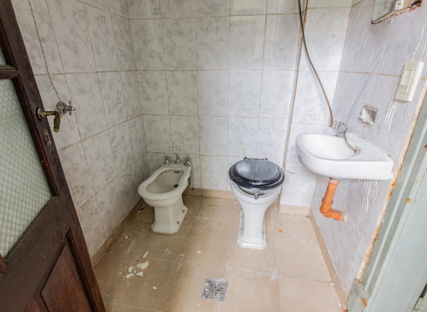 Foto de Venta. PH 4 ambie. Terraza. Patio. Para refaccionar totalmente, imagen 4