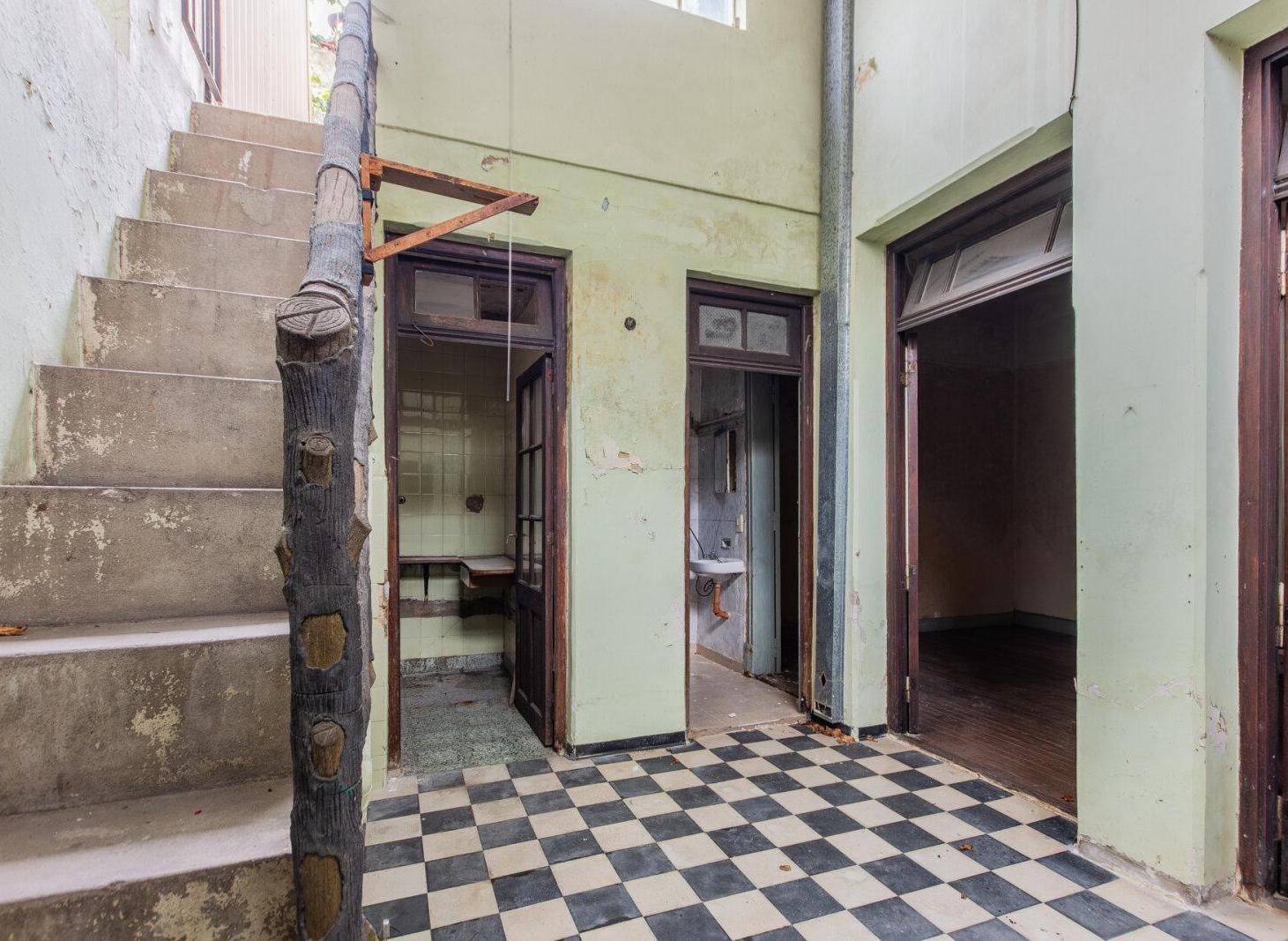 Foto de Venta. PH 4 ambie. Terraza. Patio. Para refaccionar totalmente, imagen 1
