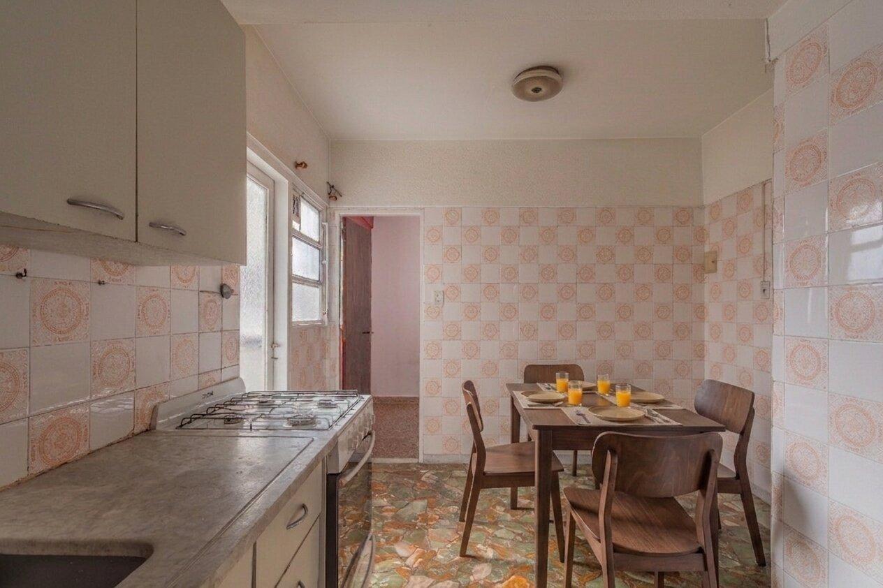 Foto de Venta. DEPTO 3 Amb c/ Dependencia. COCHERA CUBIERTA. Balcón corrido, imagen 4