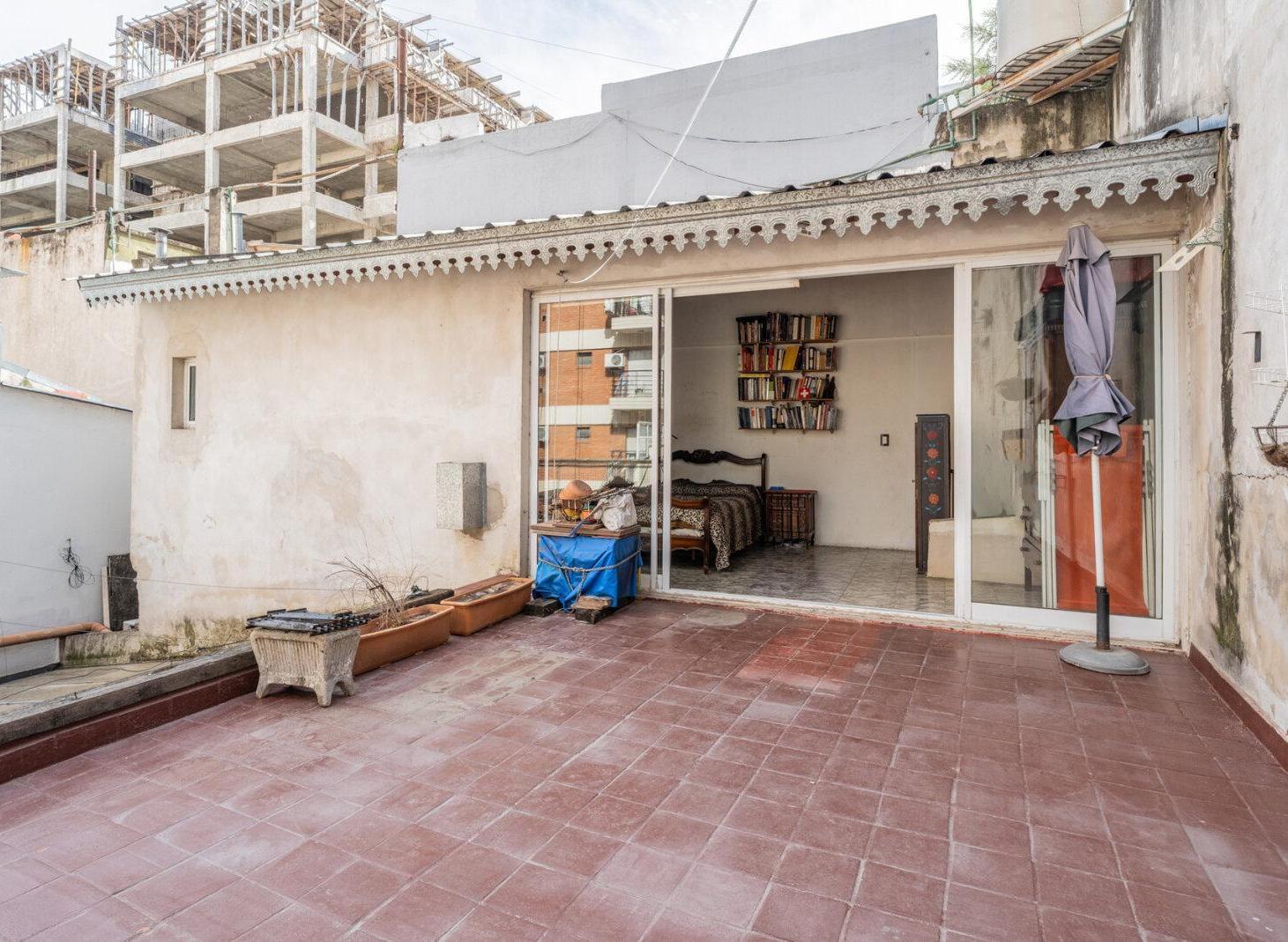 Foto de VENTA PH 3 AMBIENTES A REFACCIONAR EN ALMAGRO. SIN EXPENSAS. TERRAZA, imagen 4