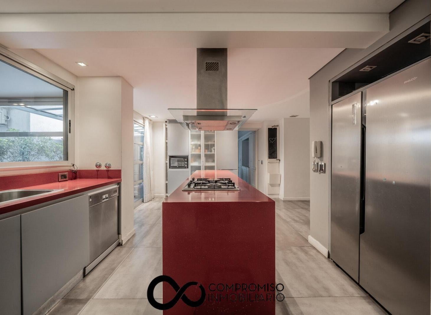Foto de Venta. Departamento 5 Ambientes. Terraza, Quincho, Vista. 2 Cocheras, imagen 5