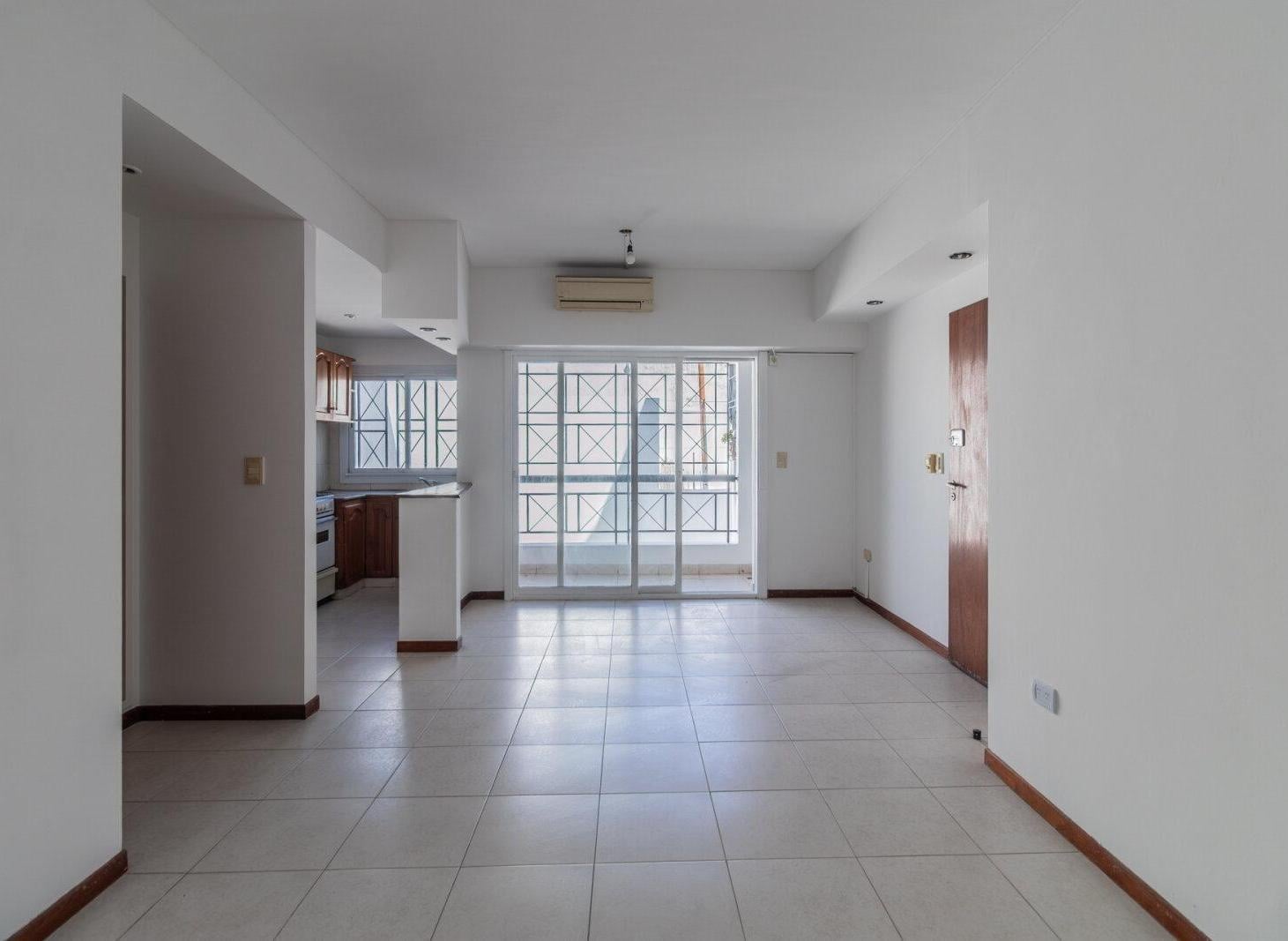 Foto de Venta. Monoambiente. Balcón. Bajas Expensas. Apto Crédito. Villa Luro., imagen 1