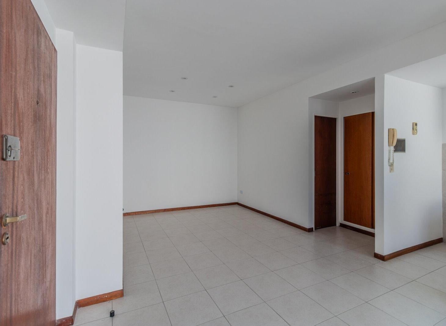 Foto de Venta. Monoambiente. Balcón. Bajas Expensas. Apto Crédito. Villa Luro., imagen 3