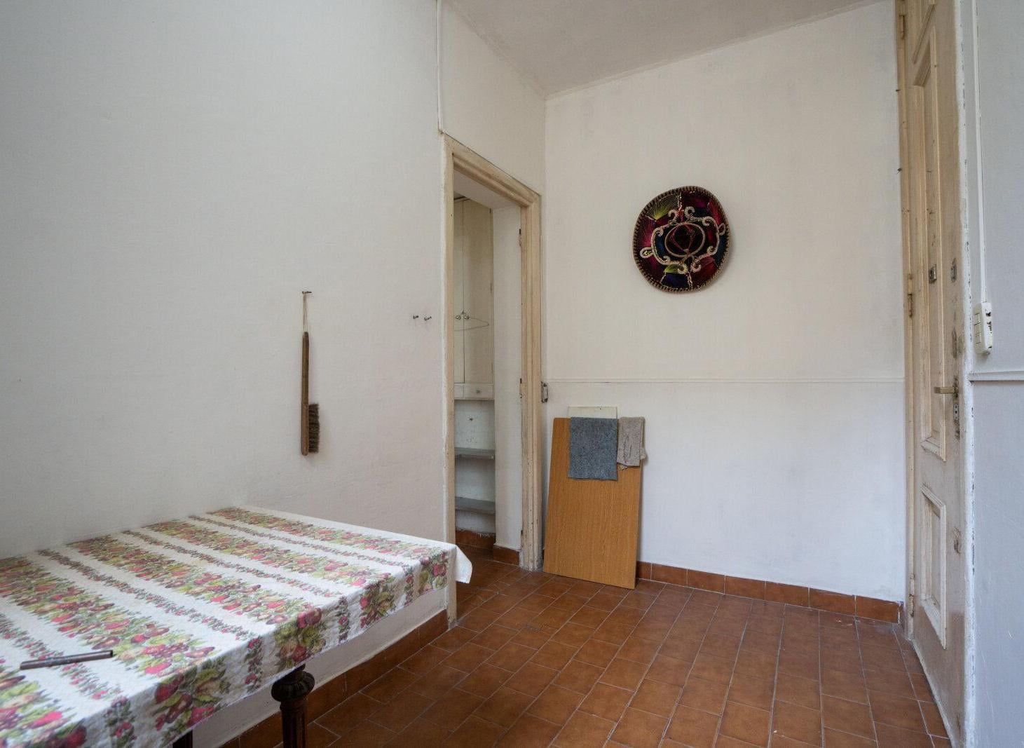 VENTA. DEPARTAMENTO 2 AMBIENTES. LUMINOSO. RECOLETA