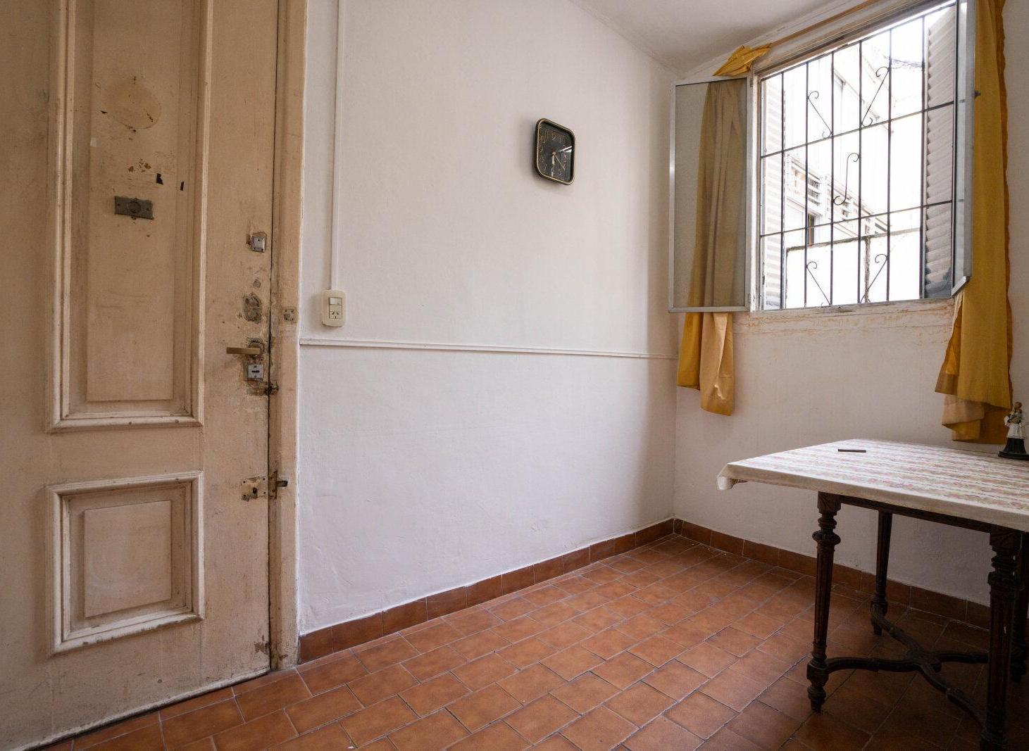 Foto de VENTA. DEPARTAMENTO 2 AMBIENTES. LUMINOSO. RECOLETA, imagen 2