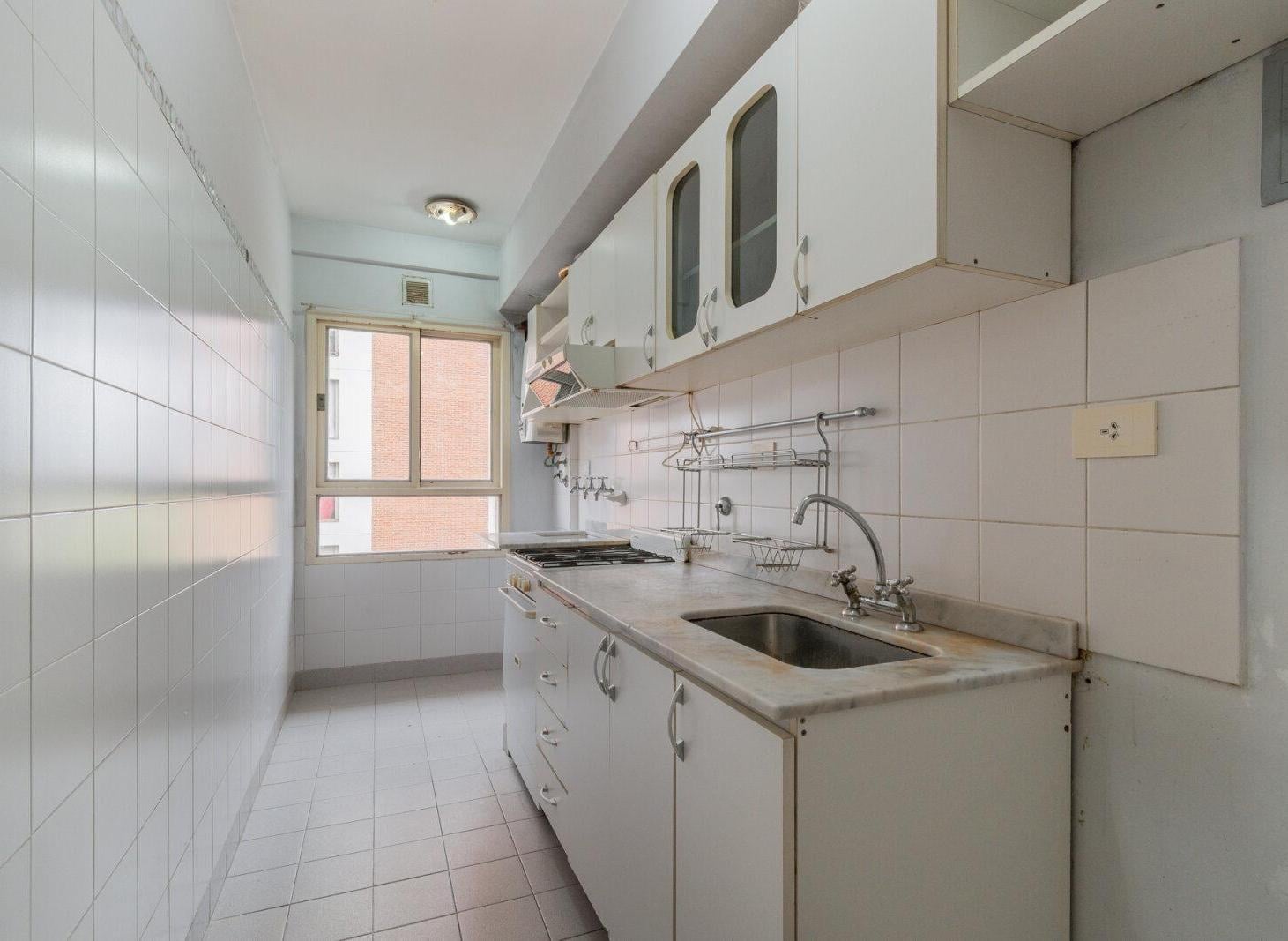 Foto de Venta. Depto 3 Amb. Cochera fija. La Boca, imagen 3