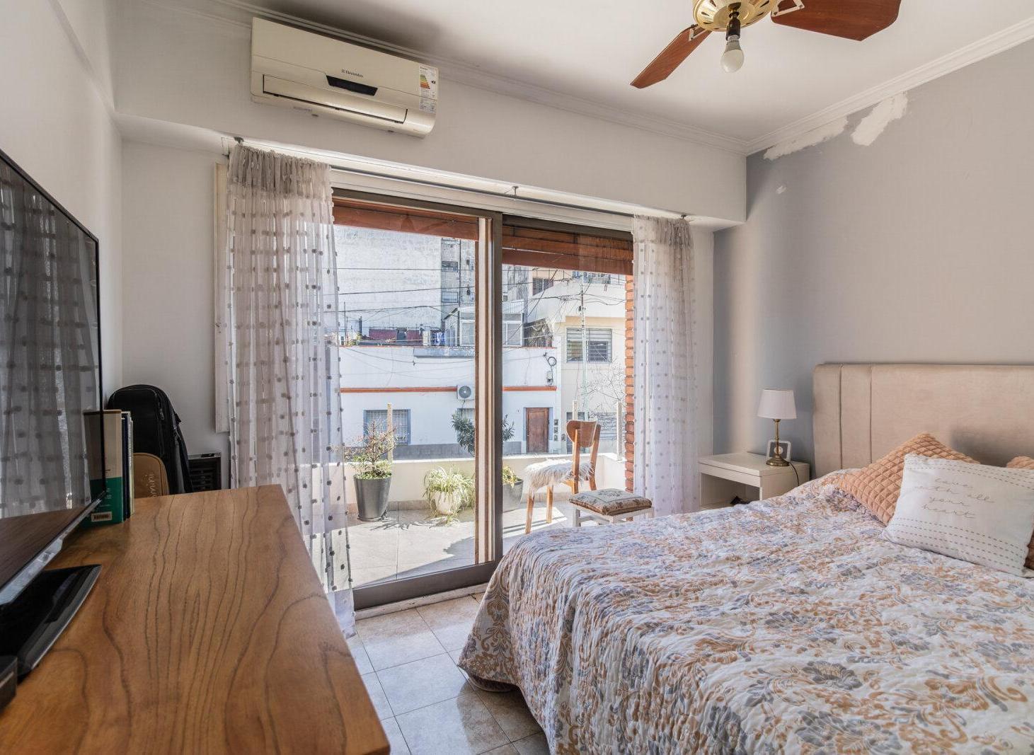 Foto de Venta. Casa 4 ambientes. Cochera. Terraza. Nueva Pompeya, imagen 5